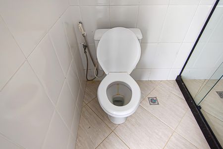 Casa à venda com 587m², 3 quartos e 4 vagas Casa à venda com 587m², 3 quartos e 4 vagasBanheiro da Área Externa