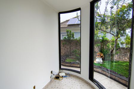 Casa à venda com 587m², 3 quartos e 4 vagas Casa à venda com 587m², 3 quartos e 4 vagasQuarto de Serviço