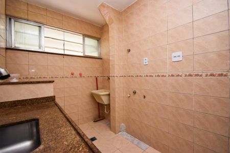 Apartamento à venda com 43m², 2 quartos e sem vagaCozinha e Área de Serviço