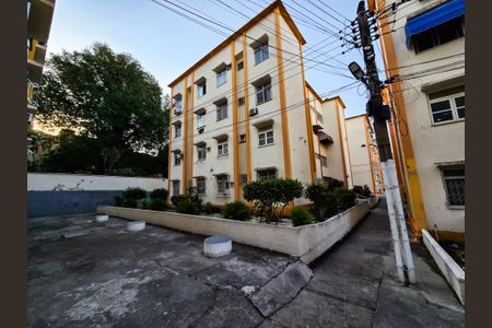 Apartamento à venda com 43m², 2 quartos e sem vagaÁrea comum
