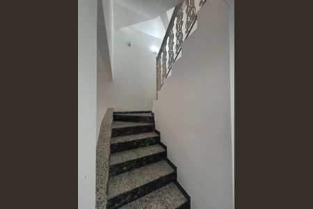 Casa à venda com 180m², 4 quartos e 3 vagas
