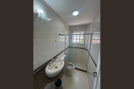 Casa à venda com 180m², 4 quartos e 3 vagas