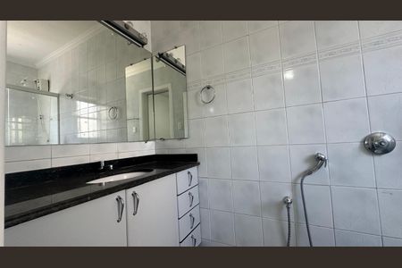 Apartamento para alugar com 95m², 3 quartos e 2 vagas Apartamento para alugar com 95m², 3 quartos e 2 vagasBanheiro