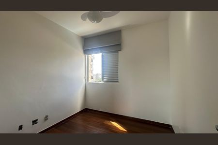 Apartamento para alugar com 95m², 3 quartos e 2 vagas Apartamento para alugar com 95m², 3 quartos e 2 vagasQuarto