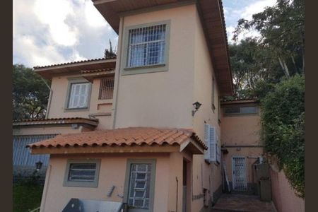 Casa à venda com 264m², 4 quartos e 5 vagas