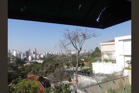 Casa à venda com 264m², 4 quartos e 5 vagas