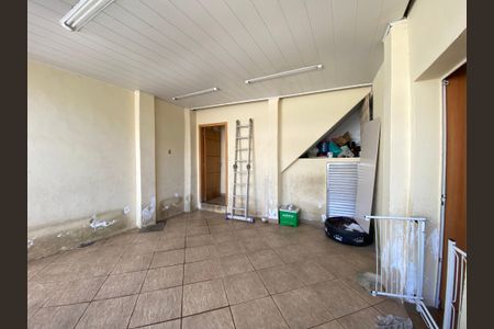 Casa à venda com 246m², 2 quartos e 1 vaga Casa à venda com 246m², 2 quartos e 1 vagaÁrea comum