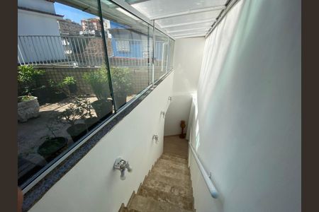 Casa à venda com 246m², 2 quartos e 1 vaga Casa à venda com 246m², 2 quartos e 1 vagaÁrea comum