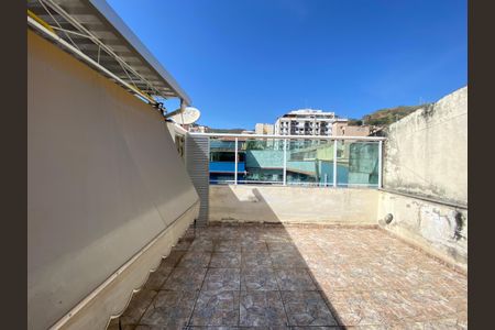 Casa à venda com 246m², 2 quartos e 1 vaga Casa à venda com 246m², 2 quartos e 1 vagaÁrea comum