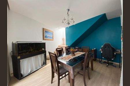 Casa à venda com 246m², 2 quartos e 1 vaga Casa à venda com 246m², 2 quartos e 1 vagaSala