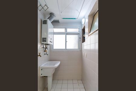 Apartamento para alugar com 65m², 3 quartos e 1 vagaÁrea de Serviço