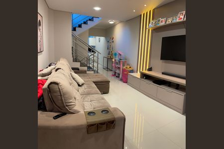 Casa à venda com 192m², 3 quartos e 3 vagasSala