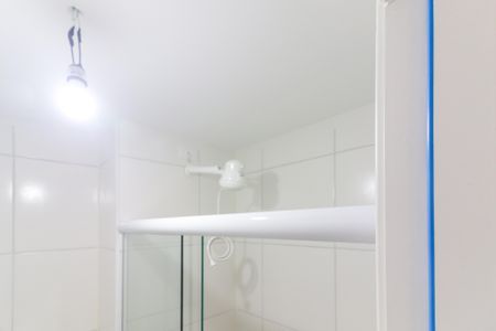 Banheiro de apartamento para alugar com 2 quartos, 34m² em Jaguaré, São Paulo