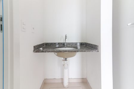 Banheiro de apartamento para alugar com 2 quartos, 34m² em Jaguaré, São Paulo