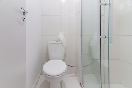 Banheiro de apartamento para alugar com 2 quartos, 34m² em Jaguaré, São Paulo