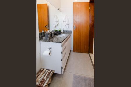 Apartamento à venda com 131m², 3 quartos e 2 vagas Apartamento à venda com 131m², 3 quartos e 2 vagasBanheiro