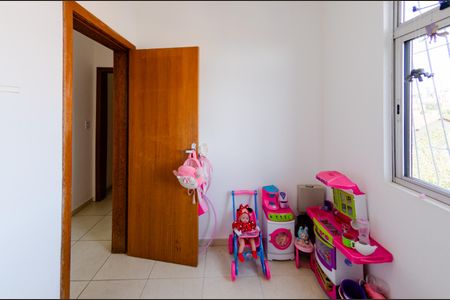 Apartamento à venda com 131m², 3 quartos e 2 vagas Apartamento à venda com 131m², 3 quartos e 2 vagasQuarto 2