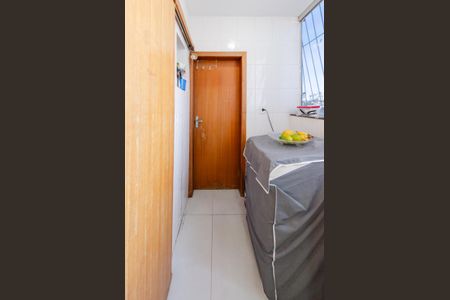 Apartamento à venda com 131m², 3 quartos e 2 vagas Apartamento à venda com 131m², 3 quartos e 2 vagasÁrea de serviço