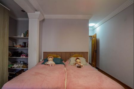 Casa à venda com 242m², 4 quartos e 2 vagas Casa à venda com 242m², 4 quartos e 2 vagasSuíte 3