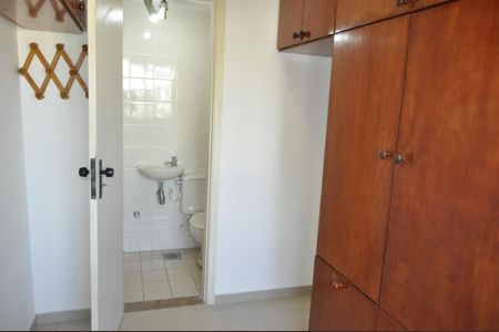 Apartamento à venda com 85m², 2 quartos e 2 vagasQuarto de Serviço