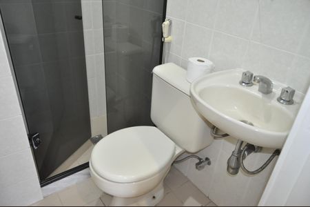 Apartamento à venda com 85m², 2 quartos e 2 vagasBanheiro Social