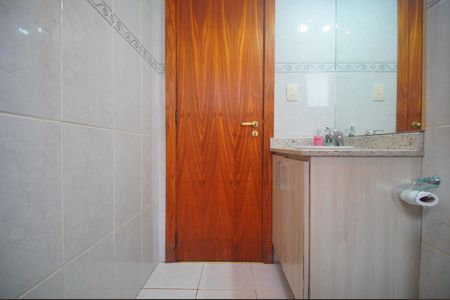 Apartamento à venda com 116m², 3 quartos e 2 vagasBanheiro Social