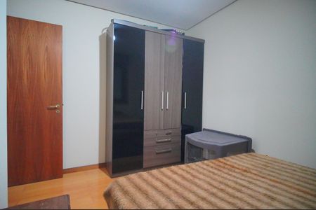 Apartamento à venda com 116m², 3 quartos e 2 vagasQuarto 2