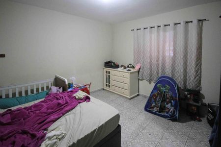 Casa à venda com 321m², 5 quartos e 3 vagasQuarto 01 casa 03