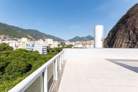 Apartamento à venda com 192m², 3 quartos e 2 vagasCobertura
