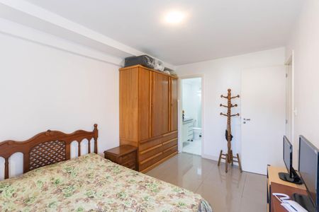 Apartamento à venda com 192m², 3 quartos e 2 vagasSuíte