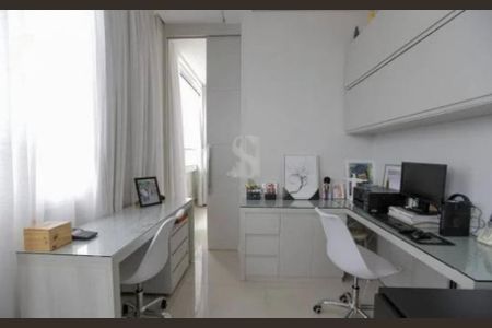 Apartamento à venda com 320m², 4 quartos e 4 vagas