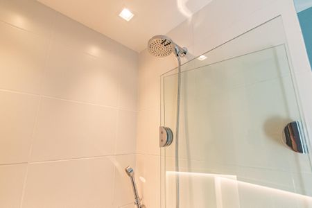 Apartamento à venda com 80m², 3 quartos e 1 vaga Apartamento à venda com 80m², 3 quartos e 1 vagaBanheiro