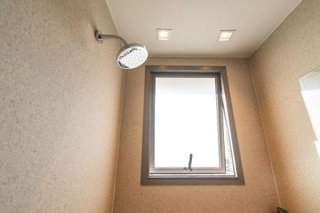 Apartamento à venda com 80m², 3 quartos e 1 vaga Apartamento à venda com 80m², 3 quartos e 1 vagaBanheiro da Suíte