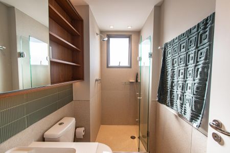 Apartamento à venda com 80m², 3 quartos e 1 vaga Apartamento à venda com 80m², 3 quartos e 1 vagaBanheiro da Suíte