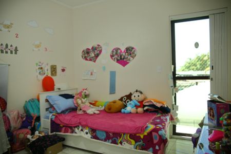 Apartamento à venda com 87m², 2 quartos e 2 vagasQuarto 