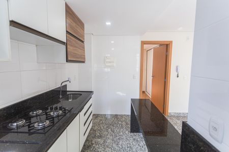 Apartamento à venda com 32m², 1 quarto e 1 vaga Apartamento à venda com 32m², 1 quarto e 1 vagaCozinha e Área de Serviço