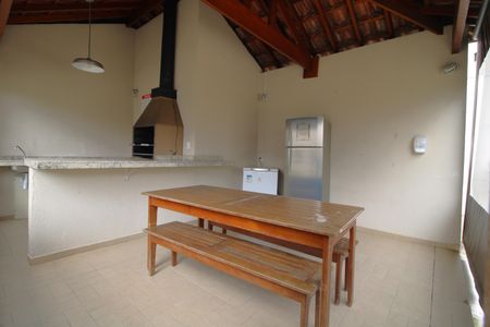 Apartamento à venda com 75m², 2 quartos e 1 vagaÁrea comum