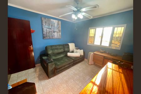 Casa à venda com 148m², 2 quartos e 2 vagas Casa à venda com 148m², 2 quartos e 2 vagasQuarto 2