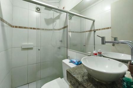 Apartamento à venda com 56m², 3 quartos e 1 vaga Apartamento à venda com 56m², 3 quartos e 1 vagaBanheiro Social