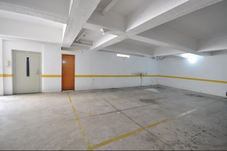 Casa de condomínio à venda com 75m², 2 quartos e 2 vagasGaragem