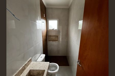 Casa à venda com 100m², 3 quartos e 2 vagasBanheiro da Suíte