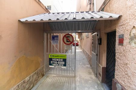 Apartamento à venda com 99m², 3 quartos e sem vaga Apartamento à venda com 99m², 3 quartos e sem vagaPlaquinha