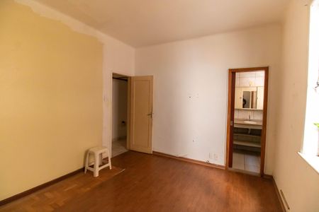 Apartamento à venda com 99m², 3 quartos e sem vaga Apartamento à venda com 99m², 3 quartos e sem vagaSuíte