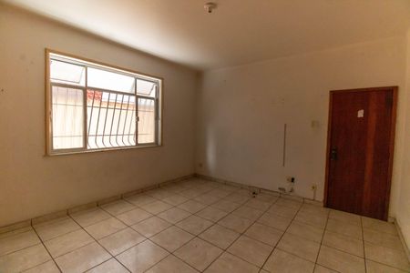 Apartamento à venda com 99m², 3 quartos e sem vaga Apartamento à venda com 99m², 3 quartos e sem vagaSala