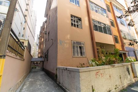 Apartamento à venda com 99m², 3 quartos e sem vaga Apartamento à venda com 99m², 3 quartos e sem vagaFachada