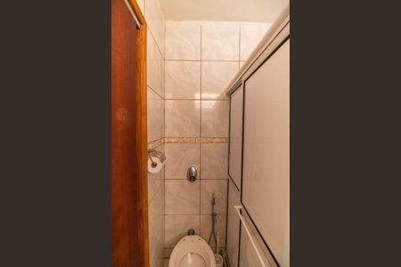 Apartamento à venda com 99m², 3 quartos e sem vaga Apartamento à venda com 99m², 3 quartos e sem vagaBanheiro da Suíte