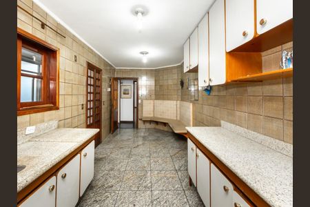 Casa à venda com 264m², 3 quartos e 4 vagas