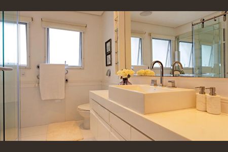Casa de condomínio à venda com 509m², 4 quartos e 6 vagas
