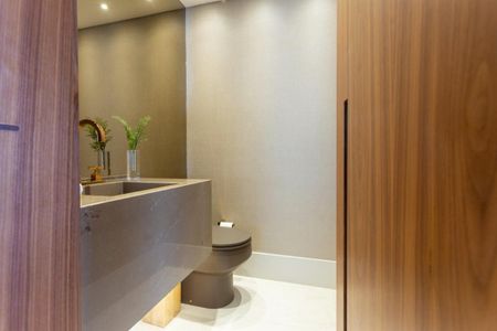 Apartamento à venda com 225m², 3 quartos e 4 vagas