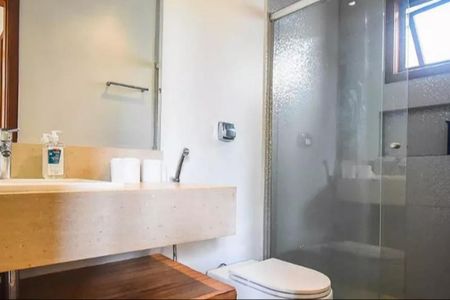 Casa à venda com 920m², 4 quartos e 6 vagas